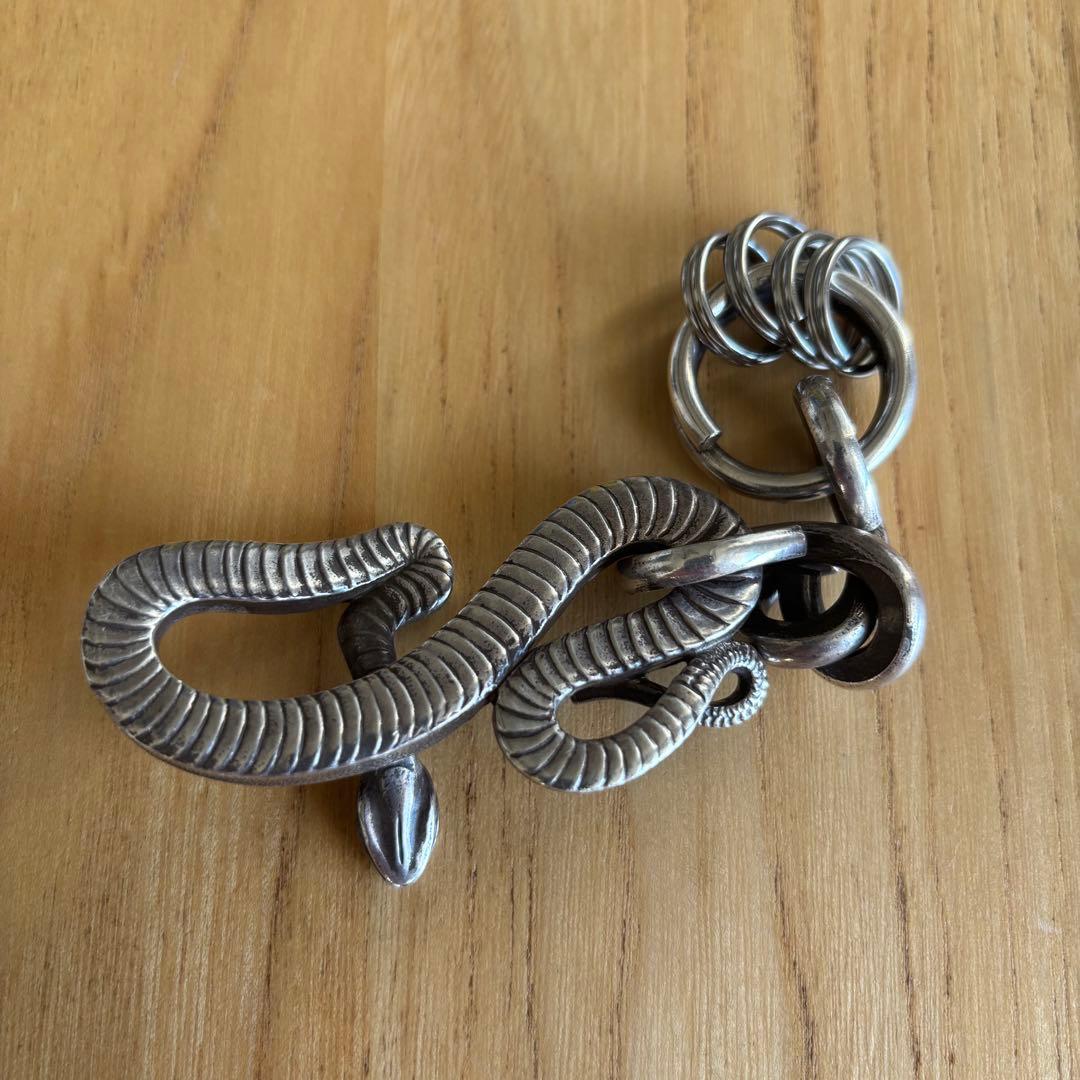 小物 LYNCH SILVERSMITH \"VENOM HOOK KEY CHAIN\"