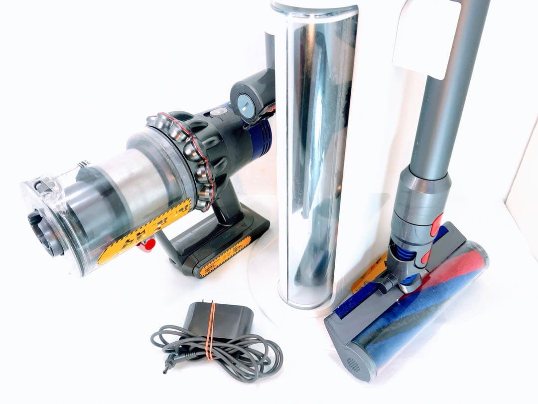 Dyson サイクロンクリーナーV10 Fluffy SV12 付属品付き