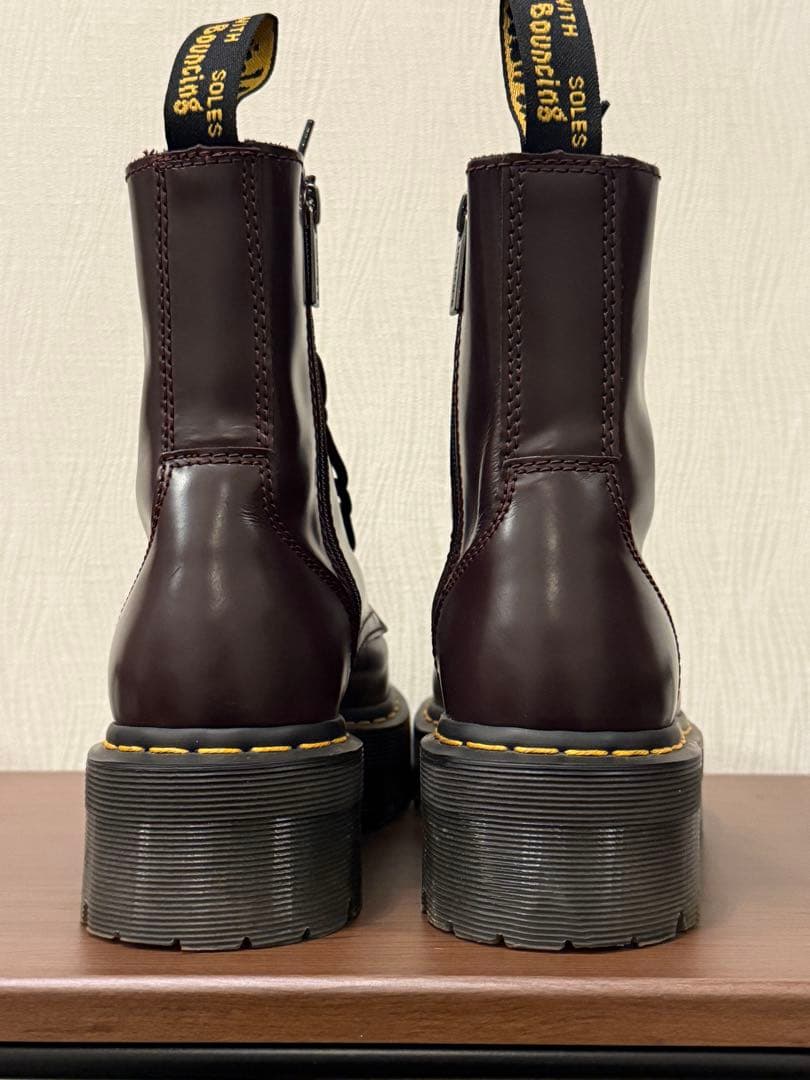 ドクターマーチン バーガンディ 厚底ブーツ