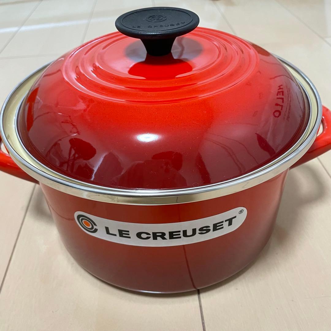 ル・クルーゼ EOS キャセロール 20cm ＋ラウンドプレート2枚セット