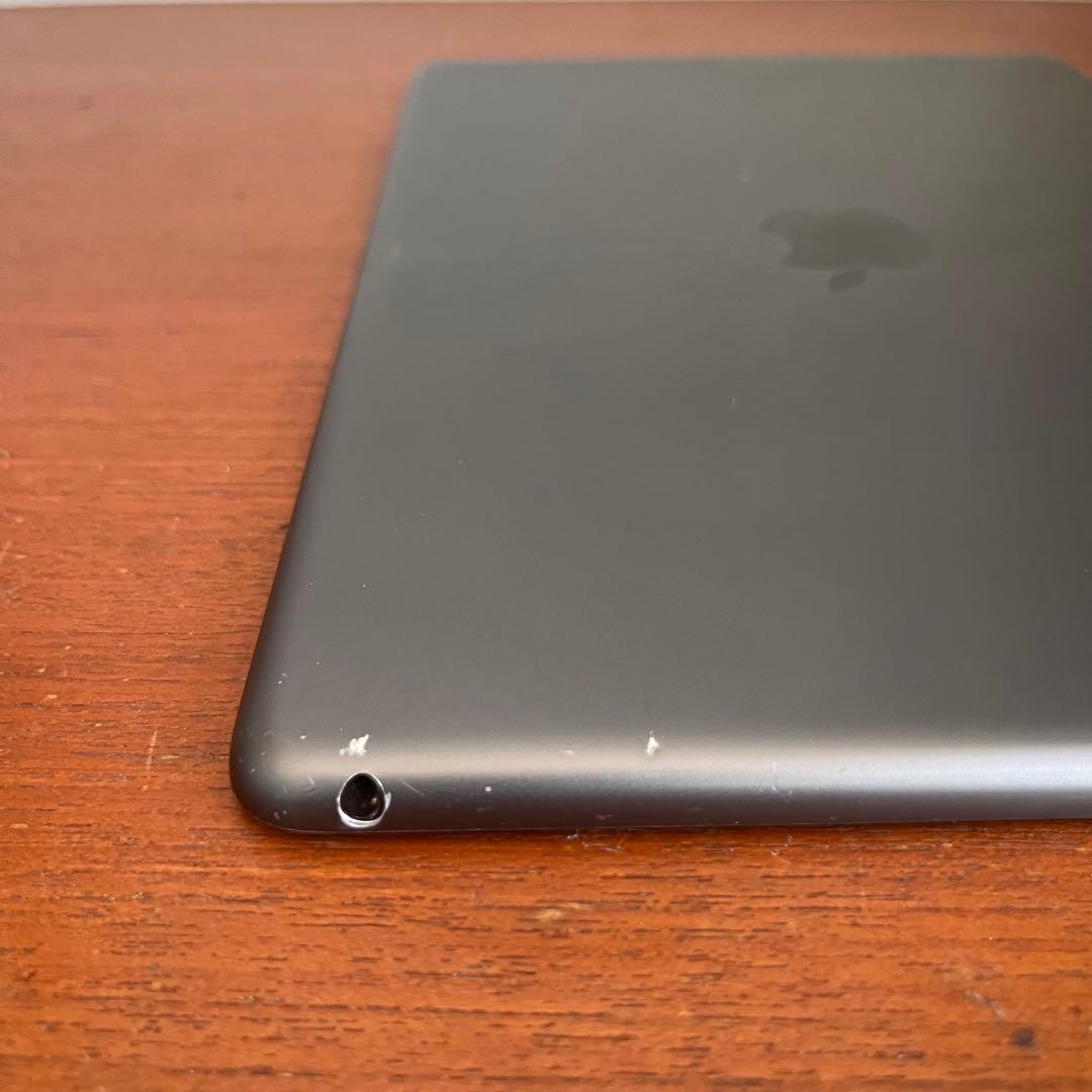 iPad第7世代　128GBバッテリー95%