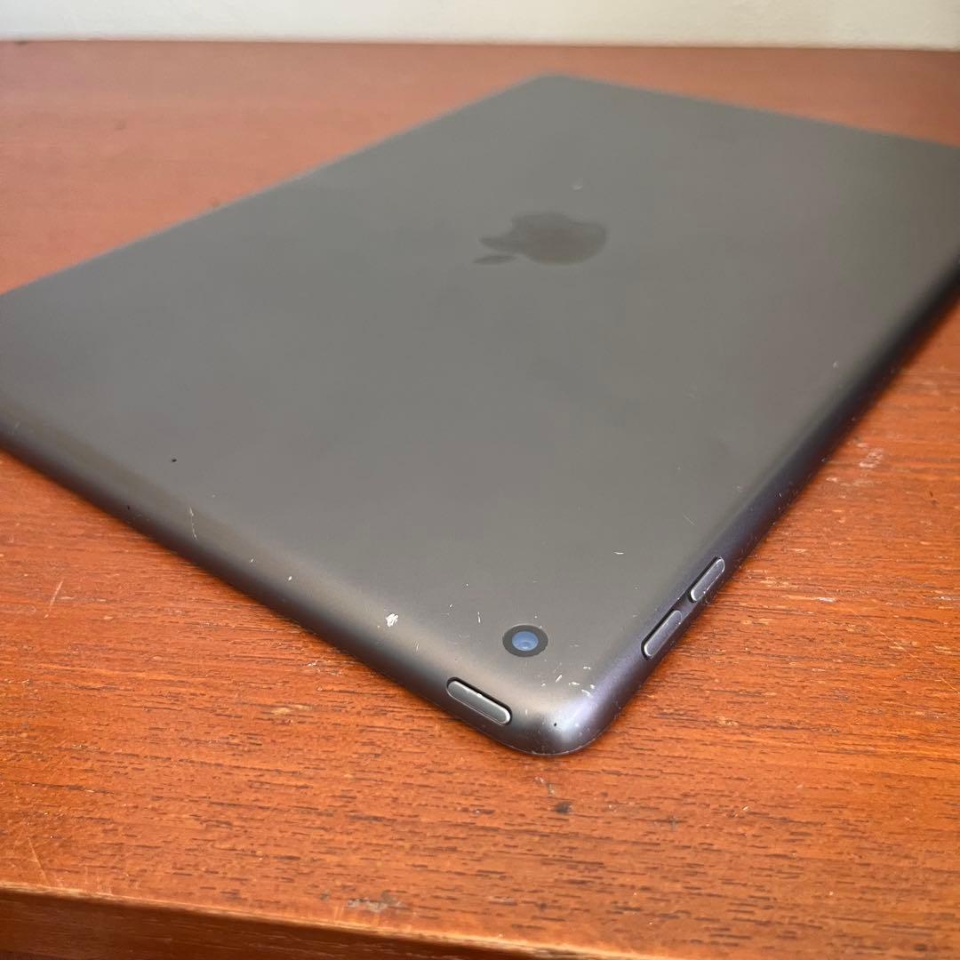 iPad第7世代　128GBバッテリー95%