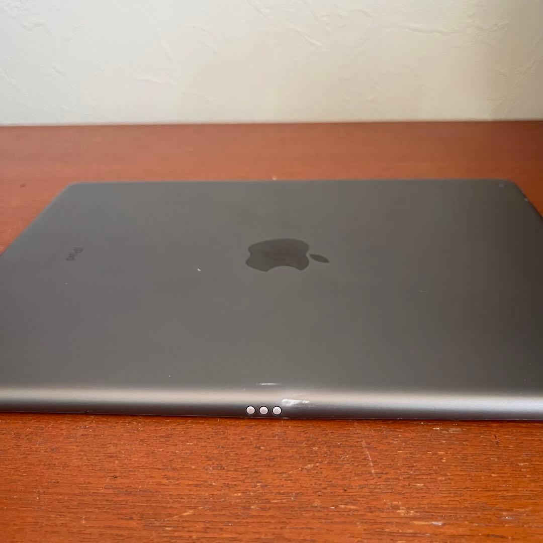 iPad第7世代　128GBバッテリー95%