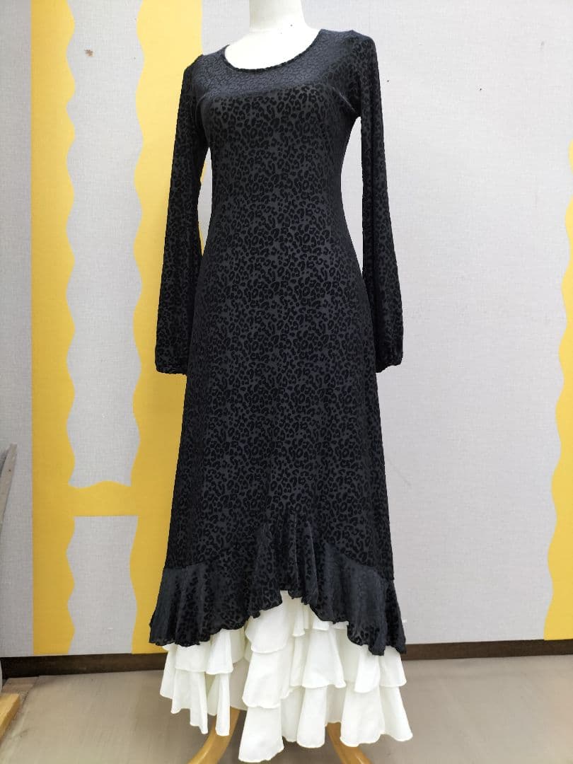 フラメンコ　ワンピース　黒ワンピースのみ販売　ベロアフロッキー加工