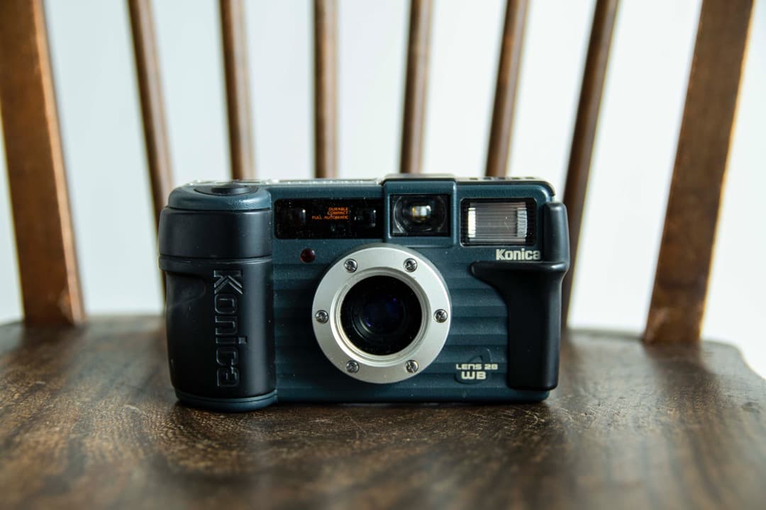 KONICA LENS 28 WB コニカ 現場監督 コンパクトカメラ