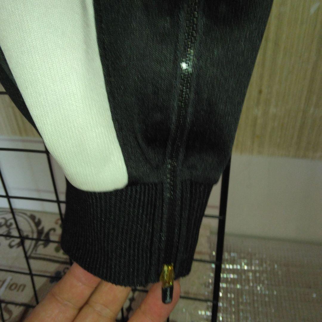 adidas ジャージ 黒/赤 ストライプ