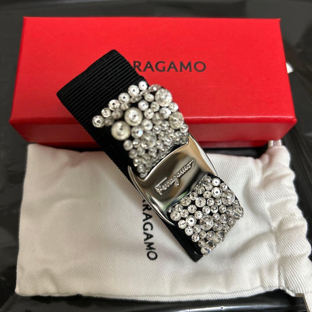【新品】Salvatore Ferragamo クリスタルリボンバレッタ