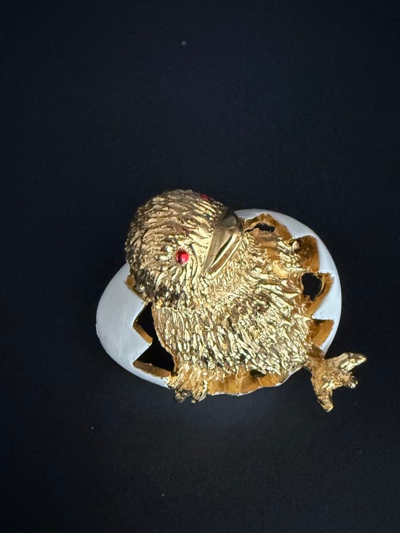 lotuscloud 2528⭐️TRIFARI トリファリヴィンテージブローチ