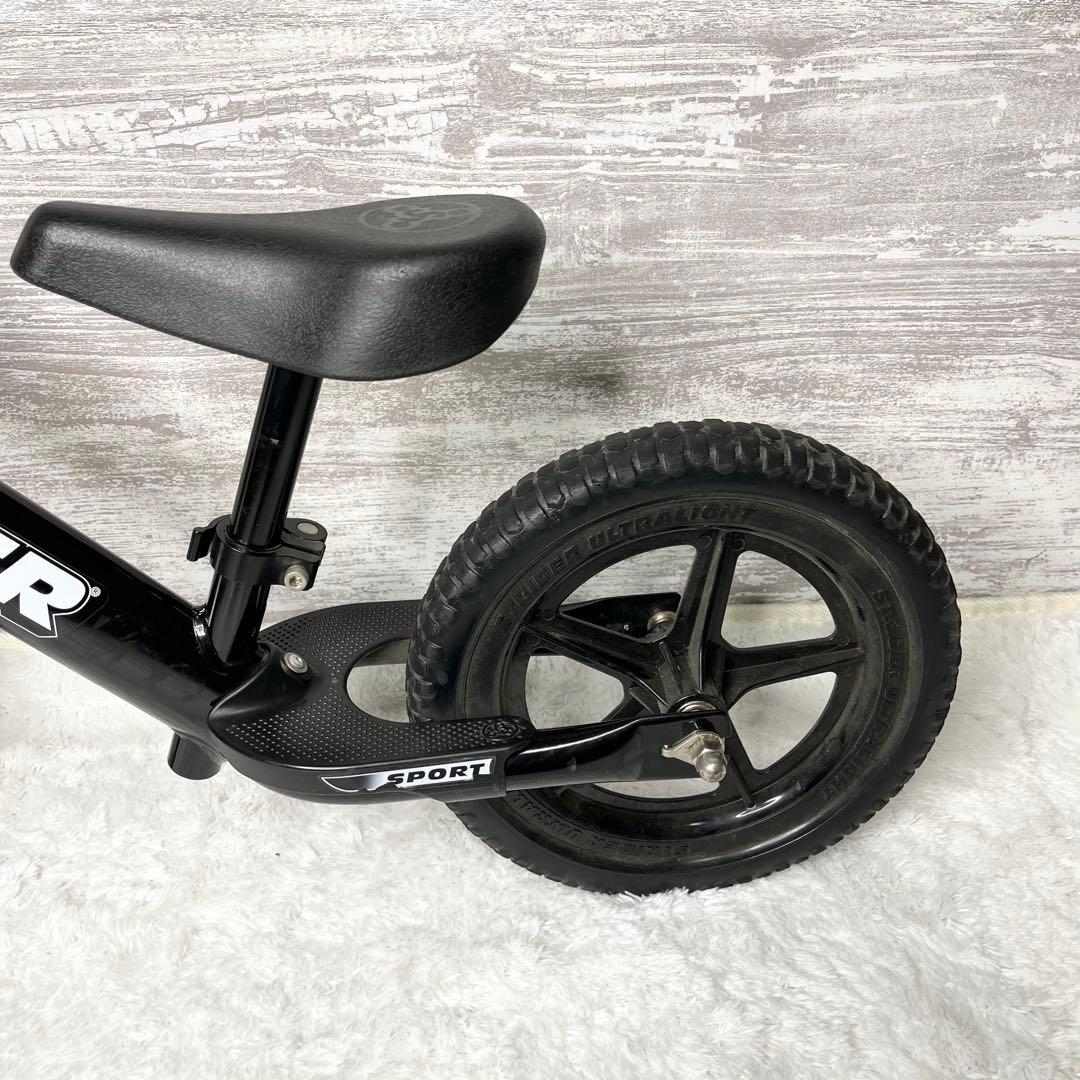 美品　STRIDER スポーツバランスバイク ブラック スポーツモデル