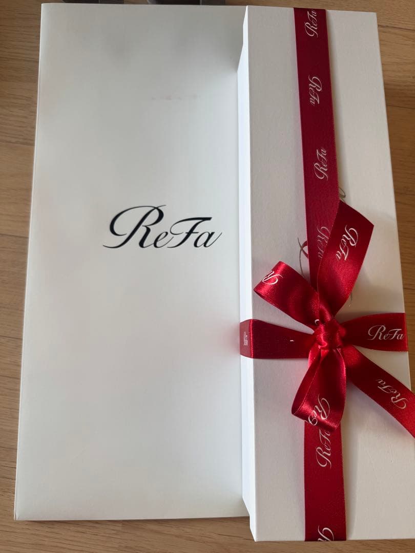 リファ　ストレートアイロンプロ+