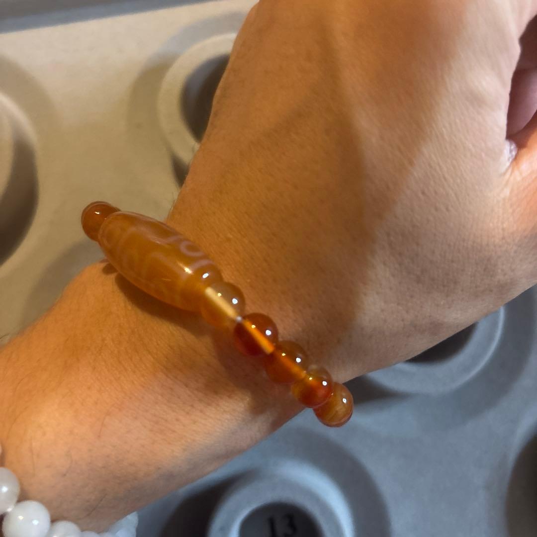 めちゃくちゃ綺麗！おすすめ！希少！高品質！老玉髄オレンジ九眼天珠！