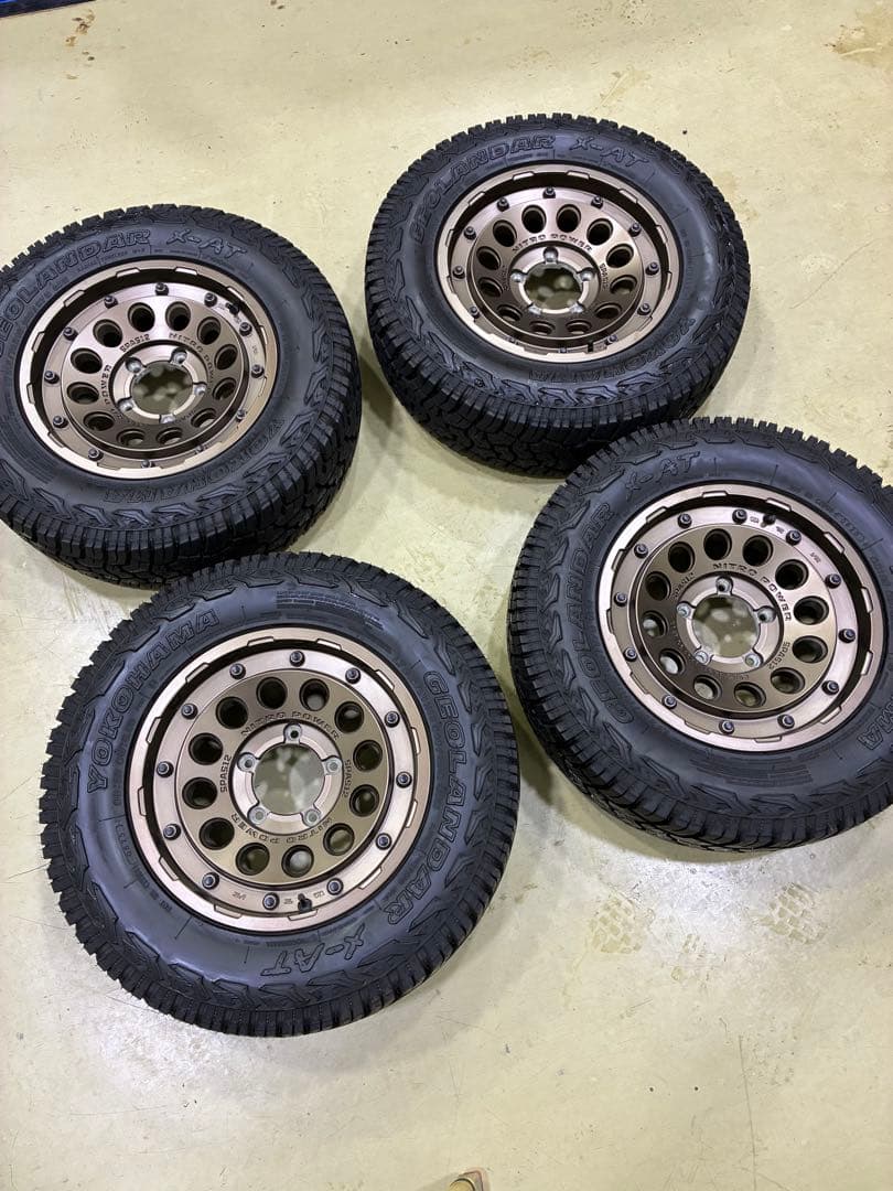 ジムニーシエラノマドタイヤホイール4セット 215 70 16 極美品　激安