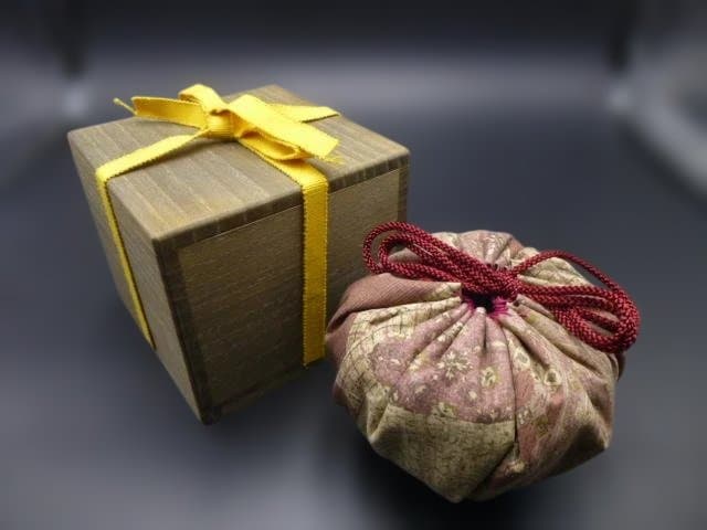 楽吉左衛門　五代　宗入　黒茶碗／銘「無事」／表千家六代　覚々斎極め箱／仕覆