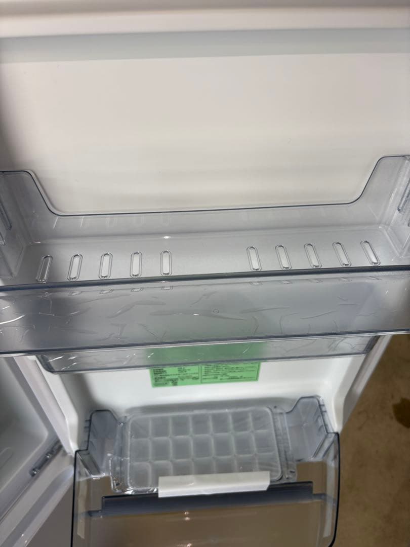 極美品★送料込み★2024年製 冷蔵庫159L REFAGE YRZ-F15MW