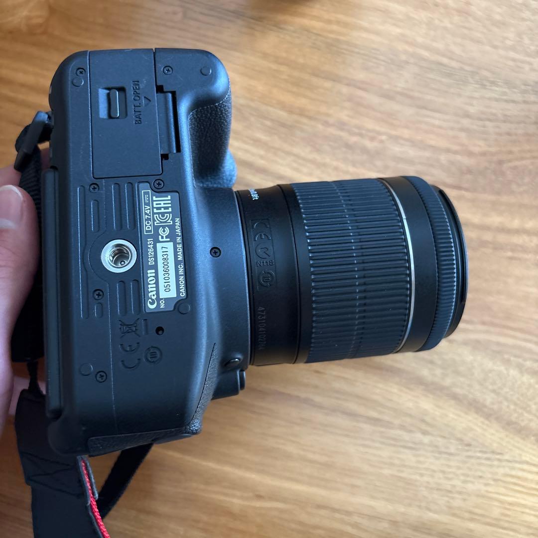 Canon EOS Kiss X7i sdカード無し