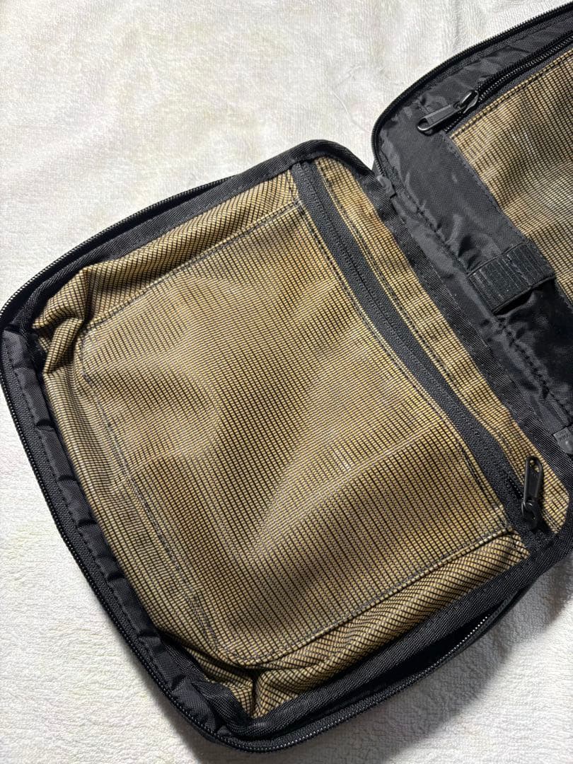 THE NORTH FACE 吊るせるトラベルポーチ