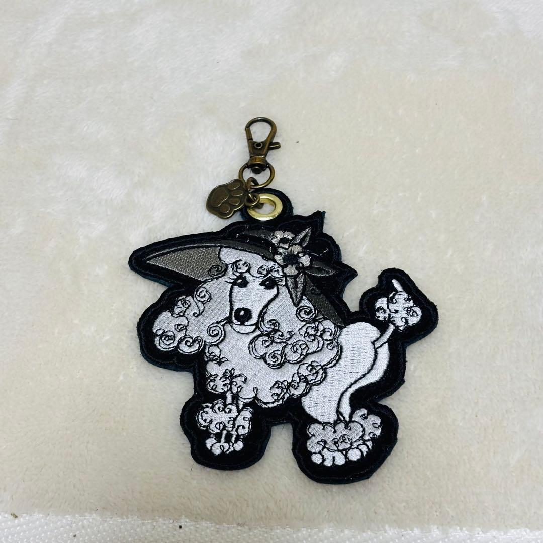 ロラライハリス　プードル刺繍 デニムトート ハンドメイド 一点物 チャーム付き