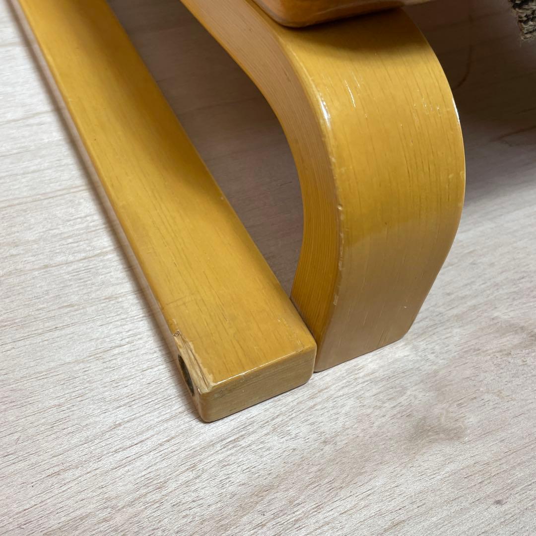 徳島県立工業技術センター　新日本木工　曲木　低座椅子　胡坐楽座椅子　腰痛防止