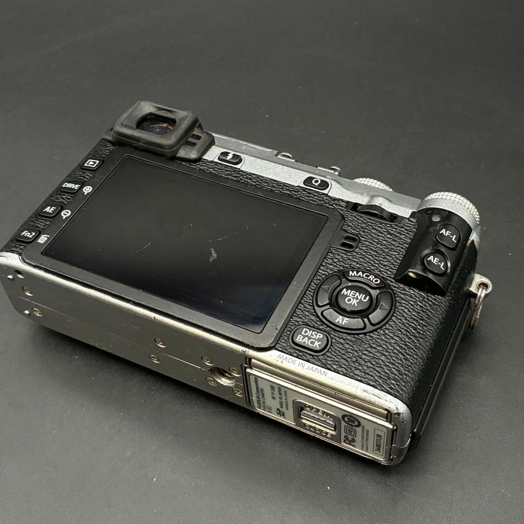 【動作確認済み】Fujifilm X-E2 ボディ　ミラーレス一眼カメラ