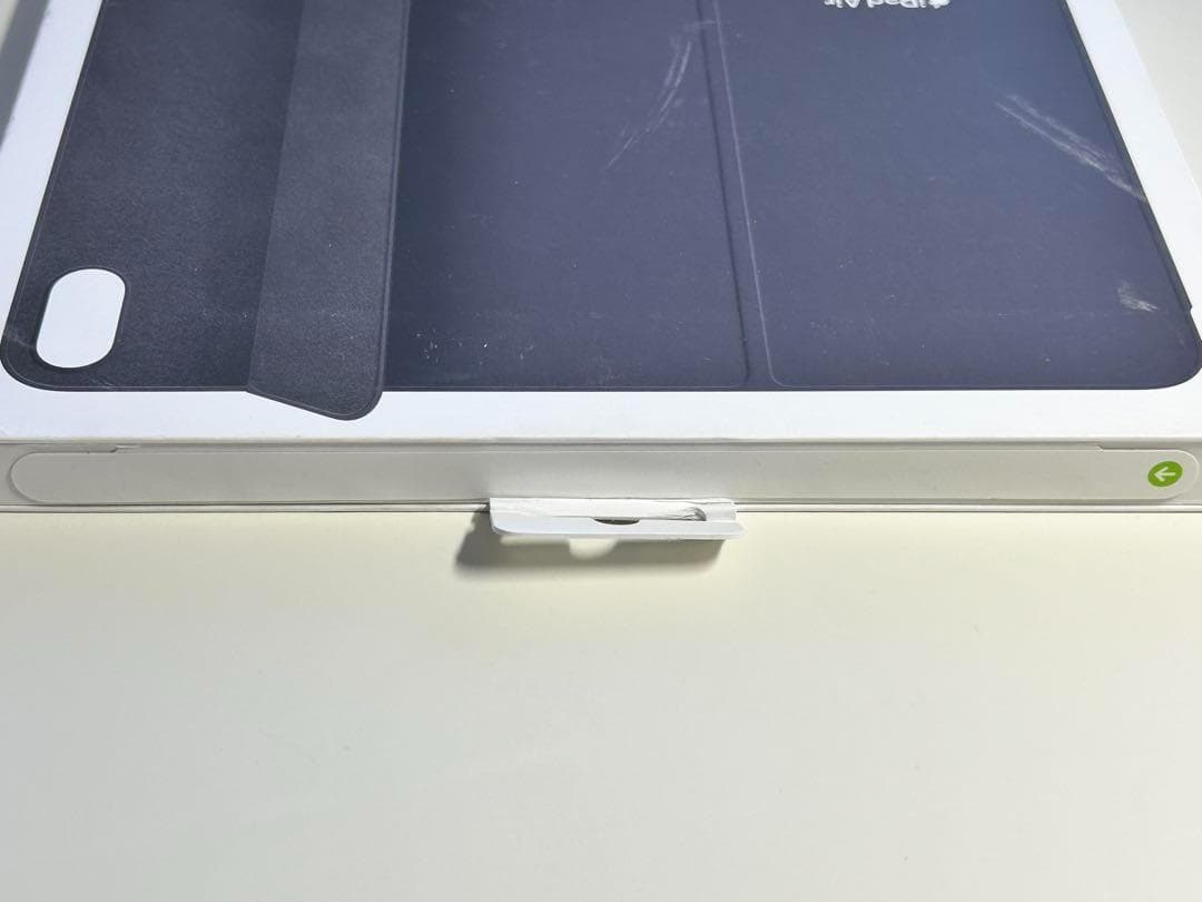 【新品】13インチ iPad Air用スマートフォリオ・チャコールグレイ①