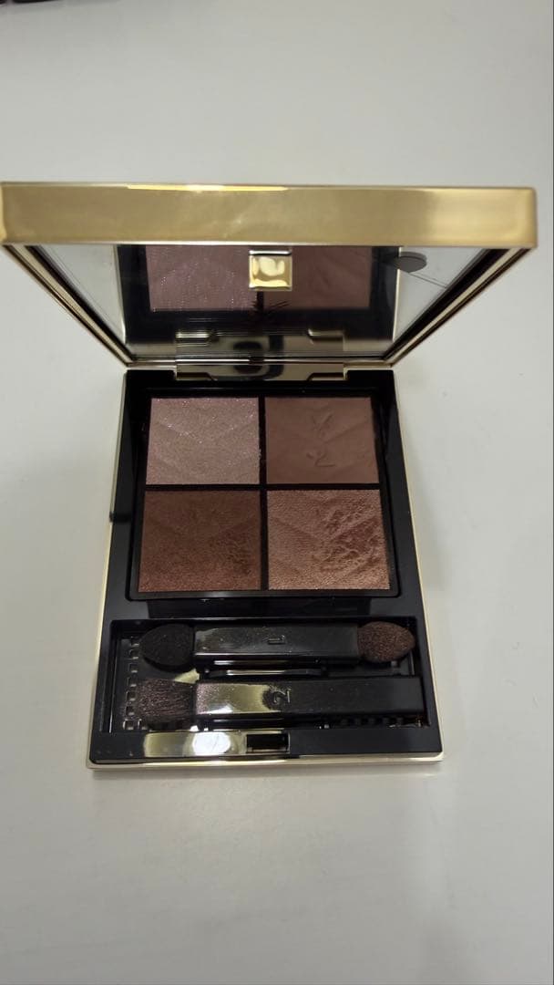 YSL アイシャドウ クチュールミニクラッチ 025 限定