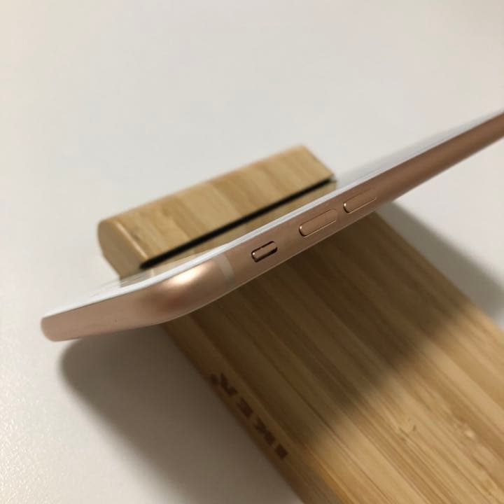 iPhone 8 Gold 256 GB SIMフリー