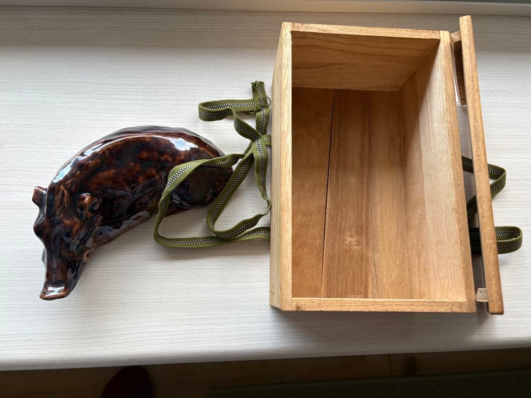 九谷焼 徳田八十吉 猪 イノシシ 置物　陶器