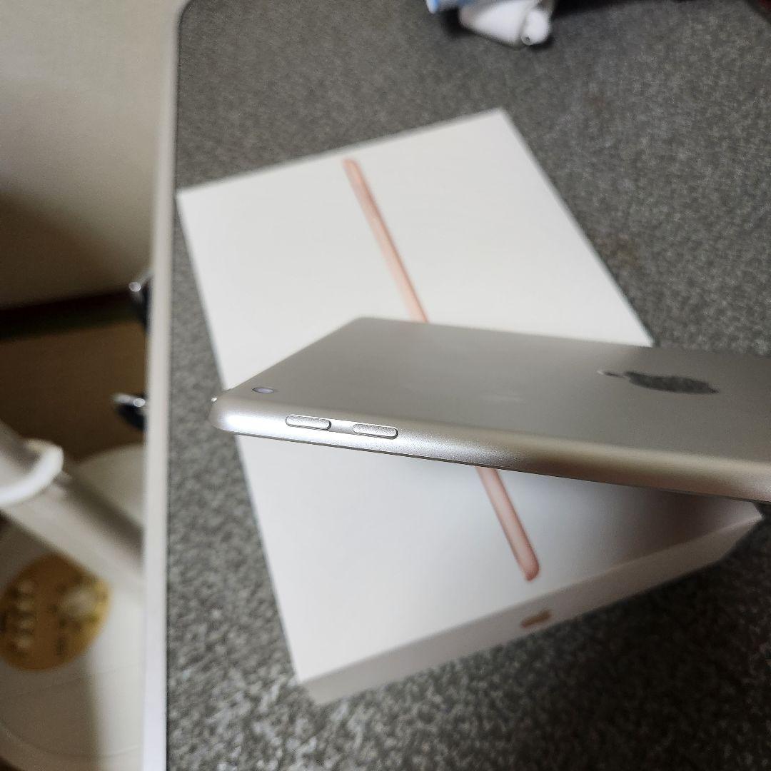 Apple iPad 第６世代 128GB バッテリー容量86%