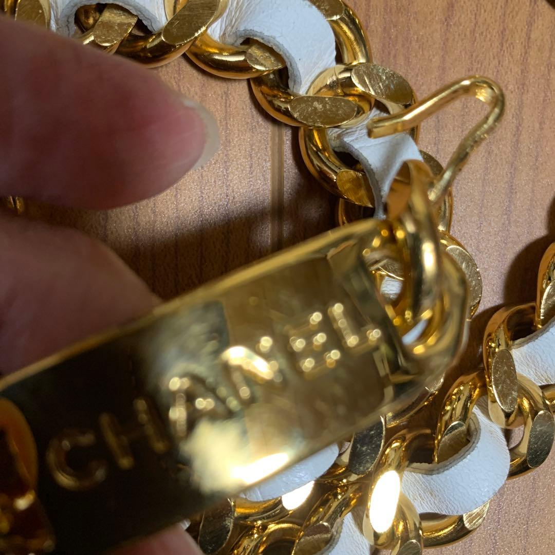 CHANEL ゴールド ホワイト チェーンベルト