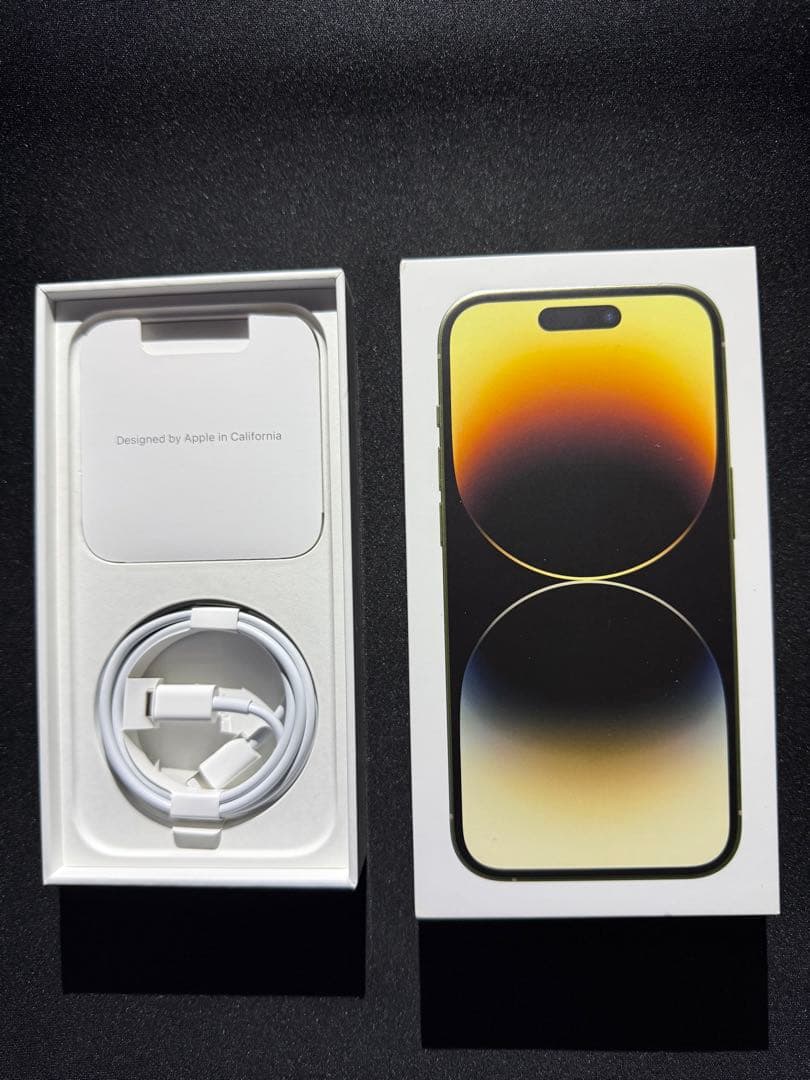 Apple iPhone 14 Pro ゴールド 本体、極上超美品^_−☆