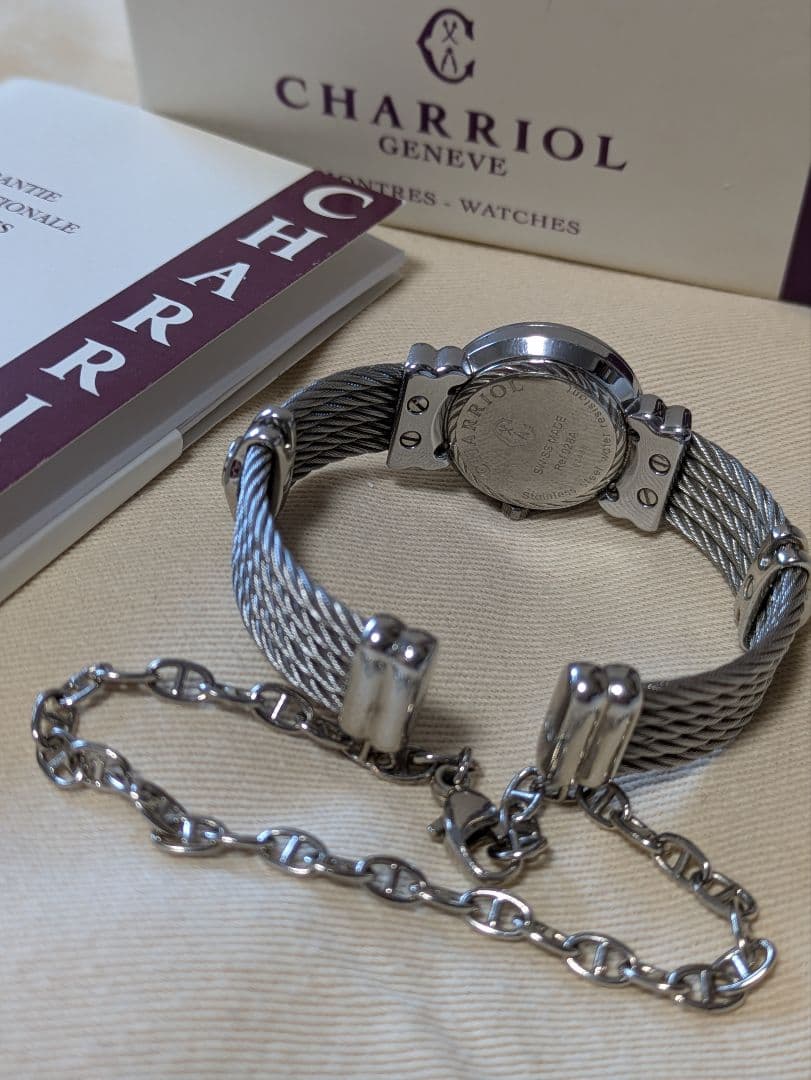 CHARRIOL シャリオール 　サントロペ　12Pダイヤ　ピンクシェル　腕時計