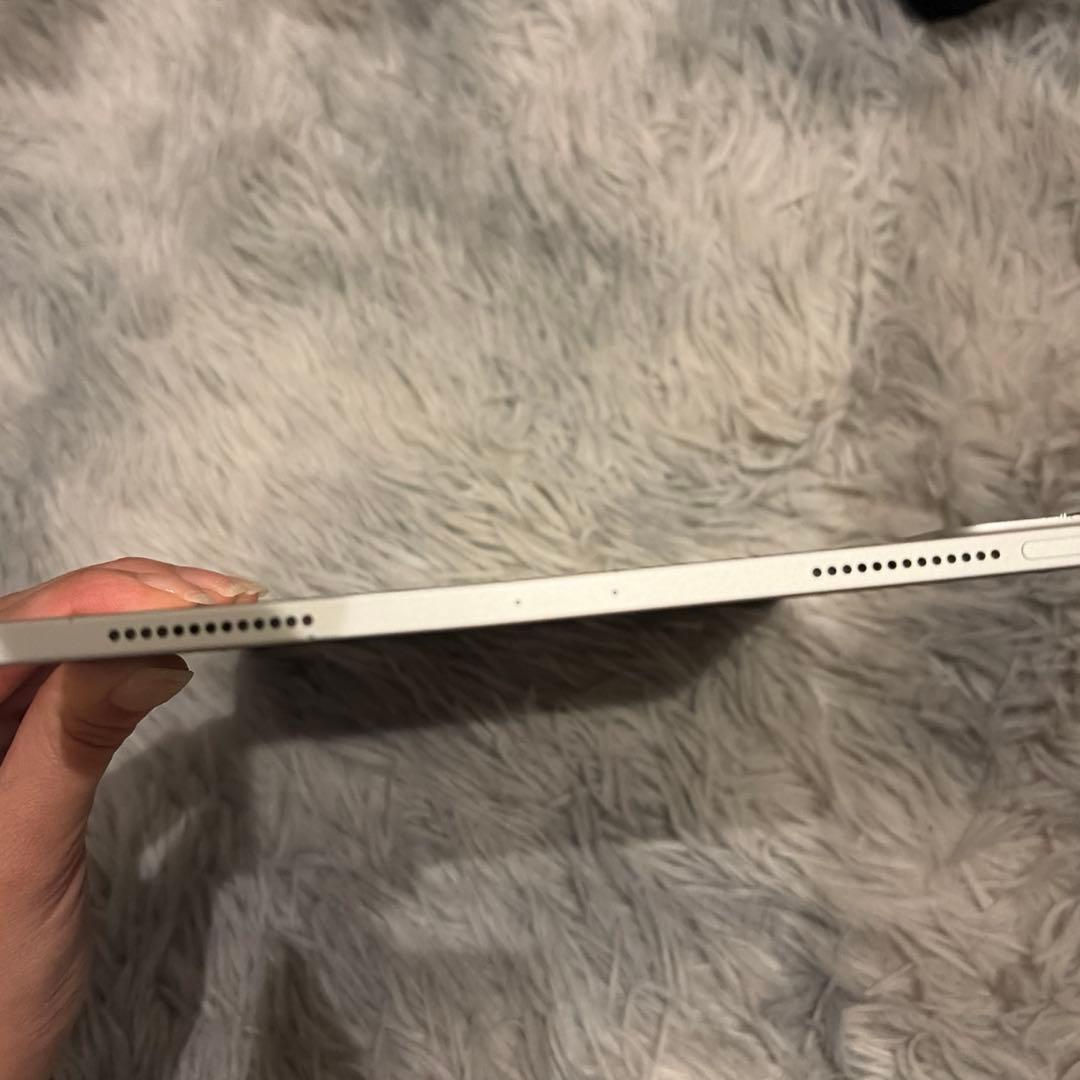 iPad Pro 11インチ(第二世代) ￼Wi-Fiモデル　付属品無し