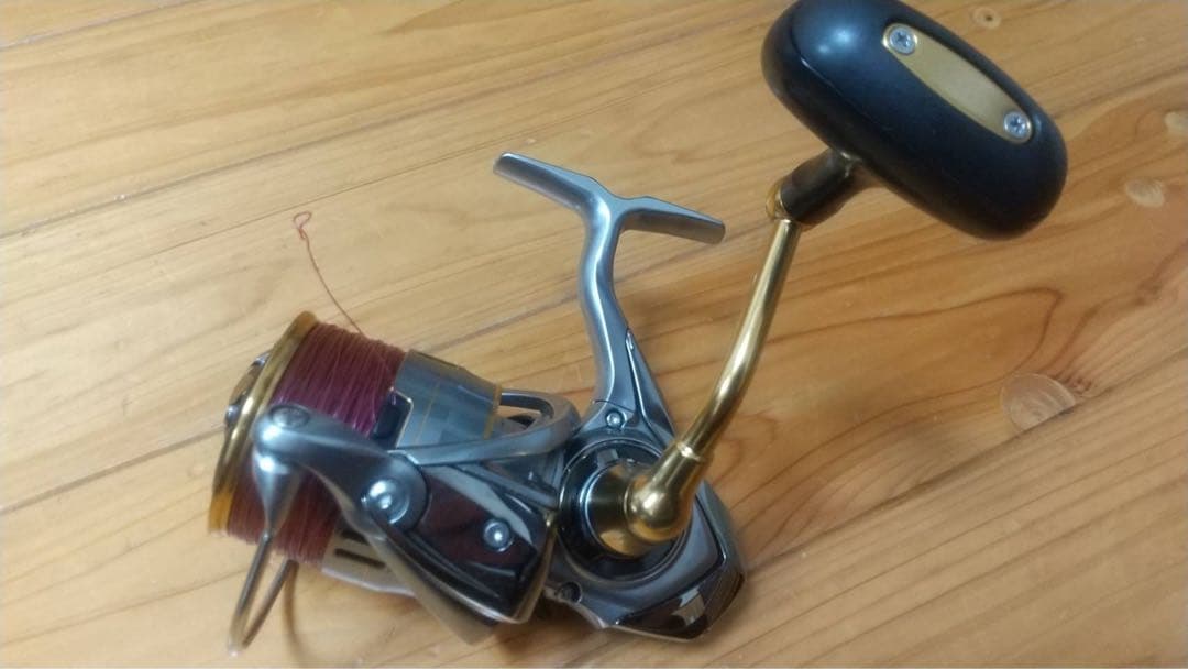DAIWA18 FREAMS LT6000D-H スピニングリール