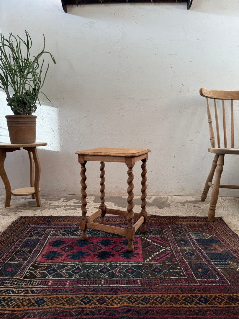 ビンテージ　サイドテーブル ベッドサイドテーブル　小　剥離