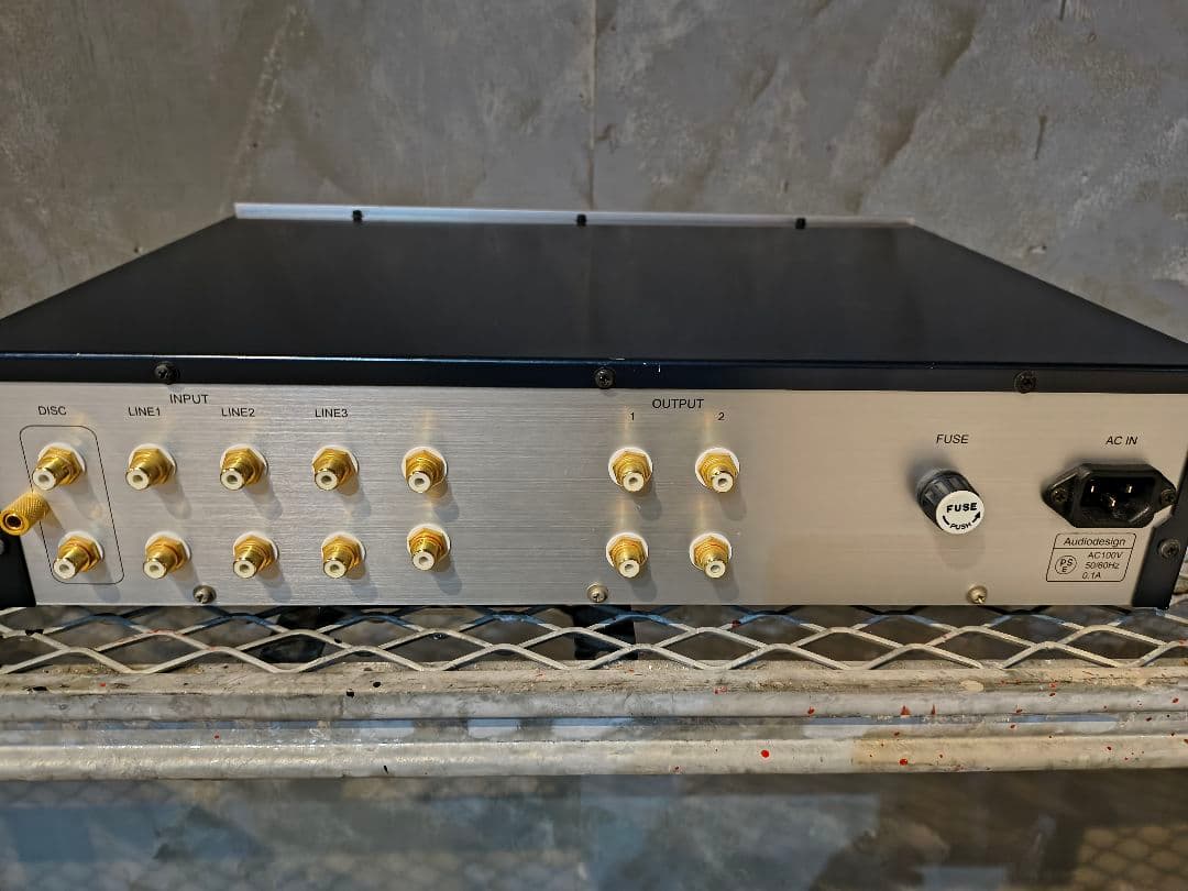 AUDIO DESIGN DCP-FE105 プリアンプ