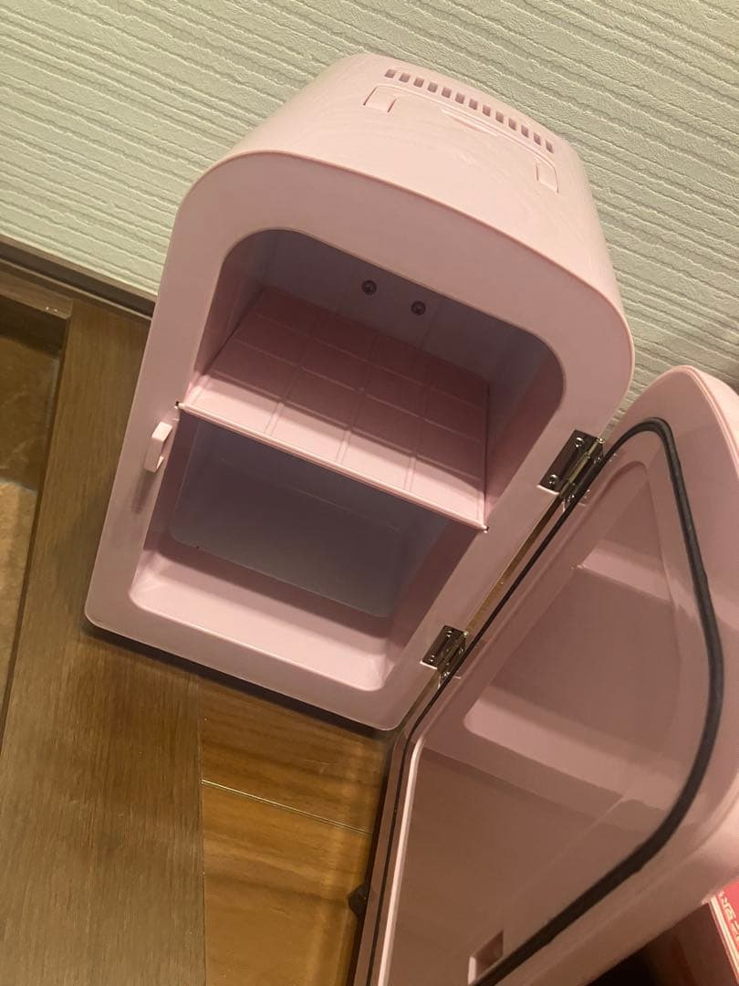 ハローキティ コンパクト保冷温庫 HR-4708K7