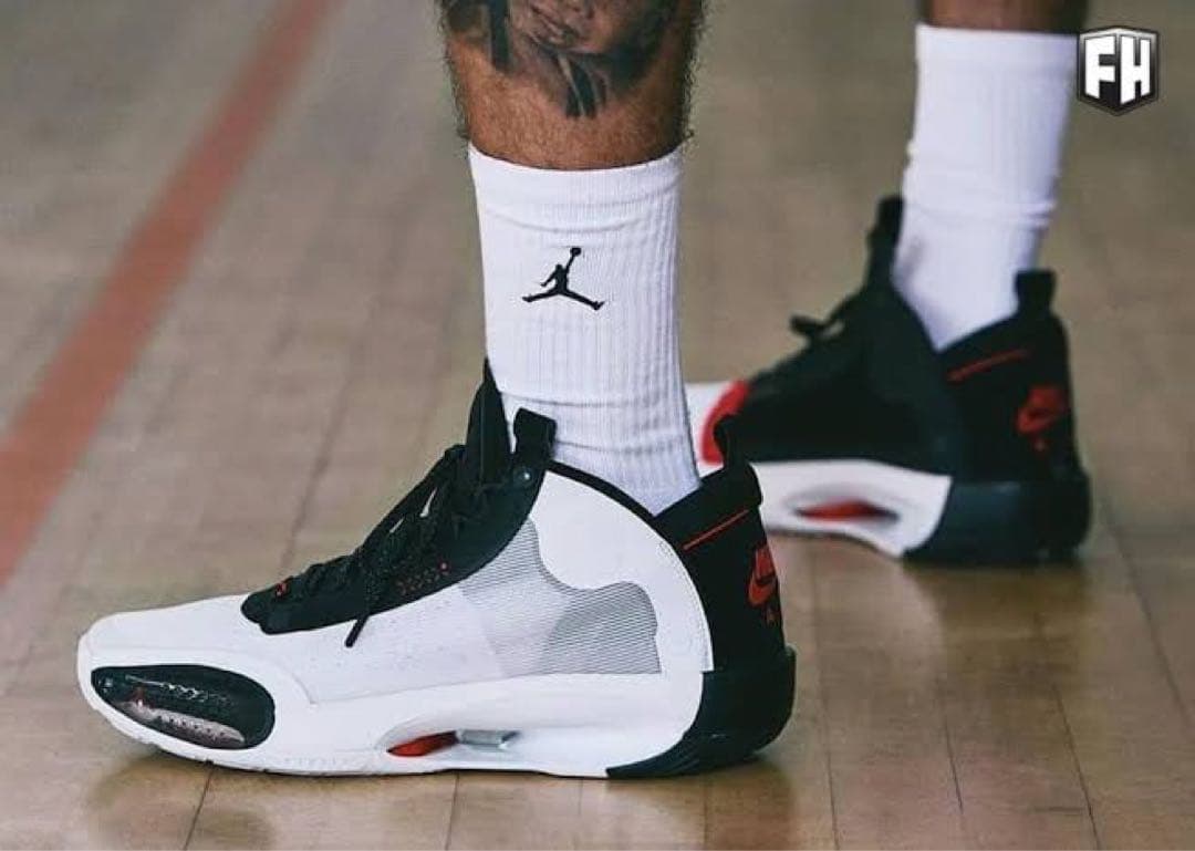 11月末までセール‼️新品 完売品 ジョーダン 34 Jordan 値下❌