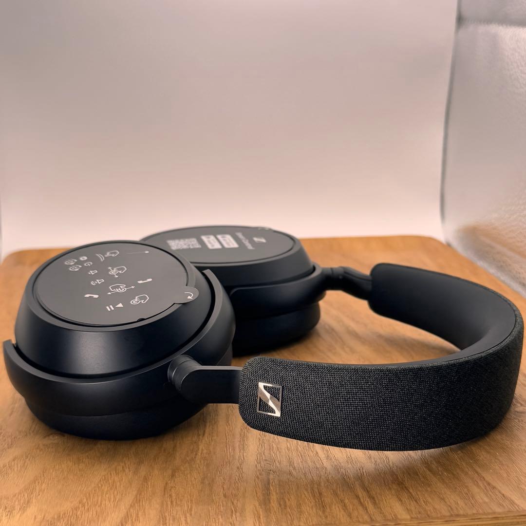 美品　Sennheiser Momentum 4 ワイヤレスヘッドホン