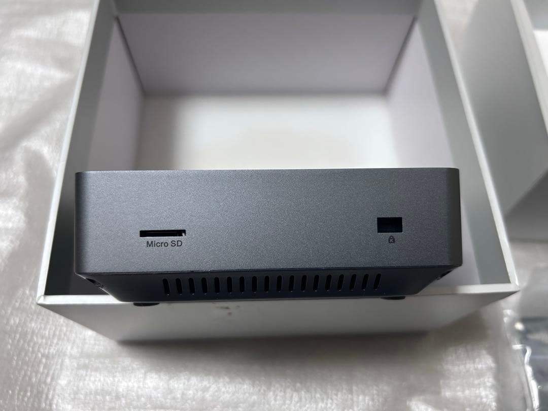 ボブ GMKtec NucBox9 Ryzen5 5600U