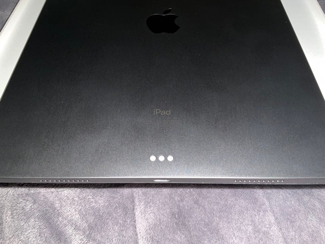 iPad Pro 12.9インチ 第5世代 512GB スペースグレー