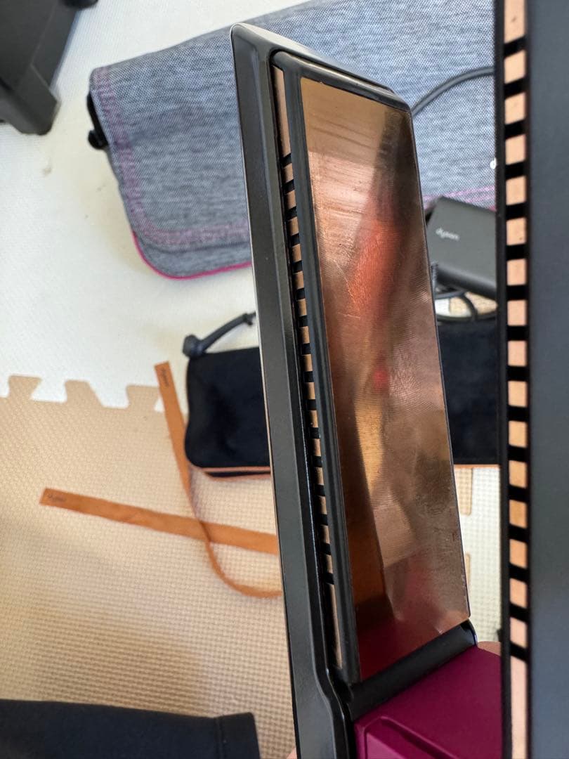 Dyson ストレートヘアアイロン HS07