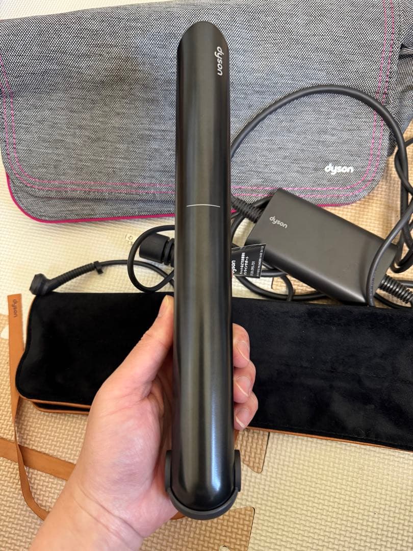 Dyson ストレートヘアアイロン HS07