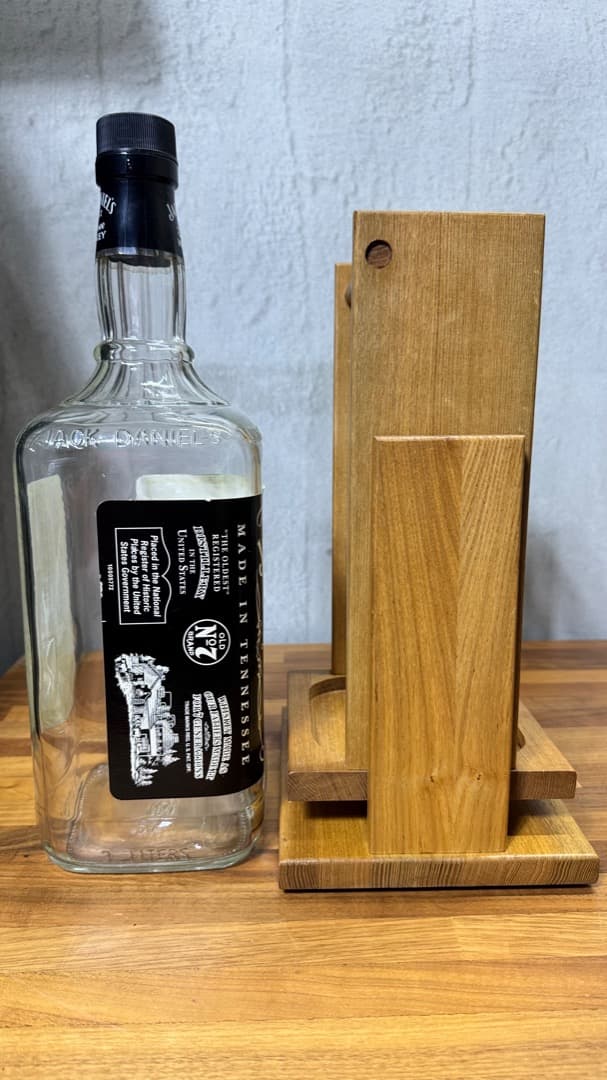 ジャックダニエル 3.0ml 旧型 空ボトル　非売品 木製ブランコ付き