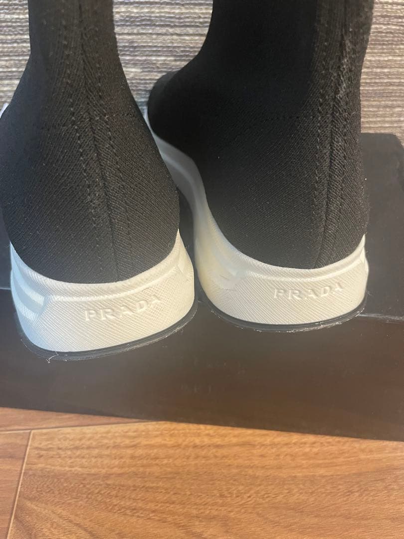 プラダ ソックスブーツ