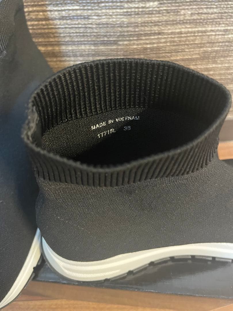 プラダ ソックスブーツ