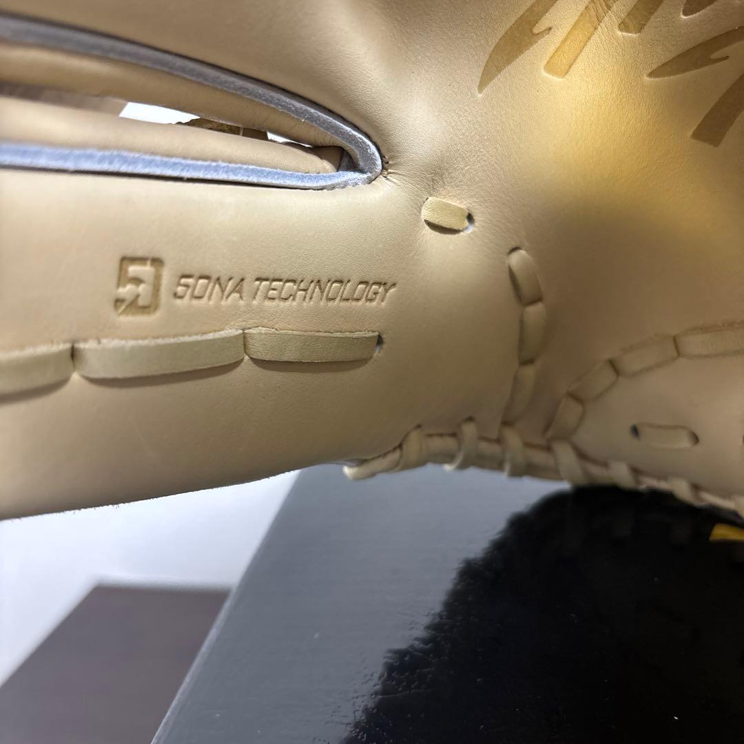 ミズノプロ　硬式　外野　グラブ　グローブ　定価66,000円　ブロンド