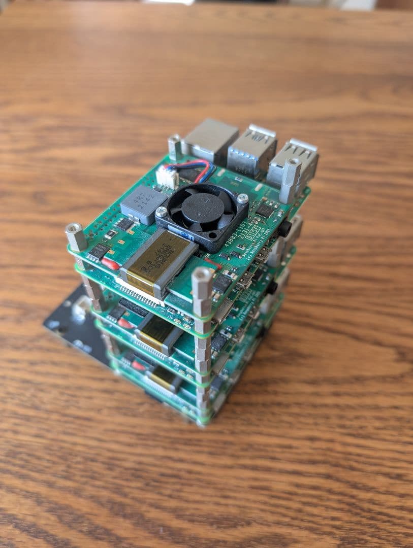 Raspberry Pi 4B 8GB(3台) & Intel NUC(1台)