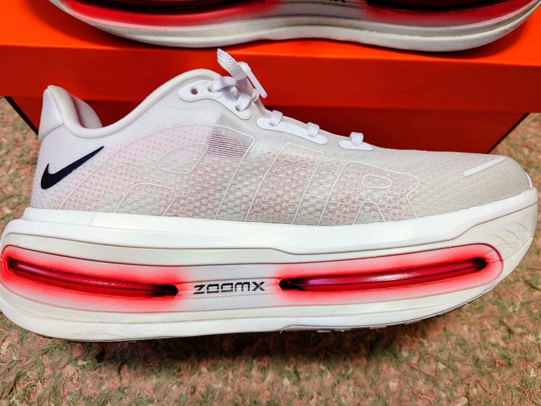 Nike vomero premium 26.5cm ナイキ ボメロ プレミアム