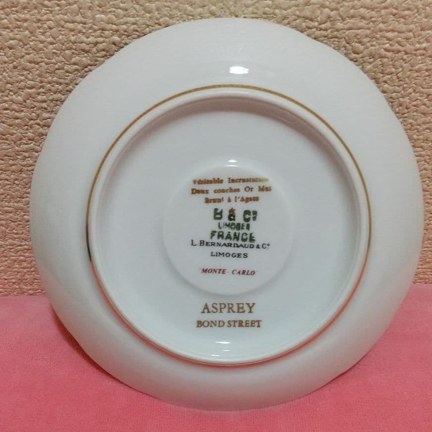 Aspreyアスプレイ‼️モンテカルロ 英国王室御用達