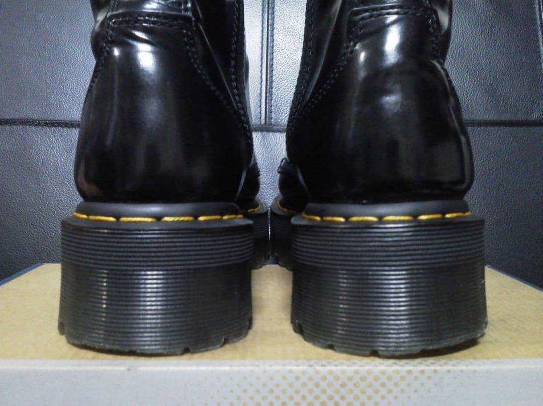 Dr.Martens JADON UK7 黒 男女可 厚底 8ホール